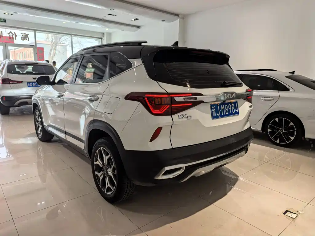 Kia KX3 2022 — фото 17