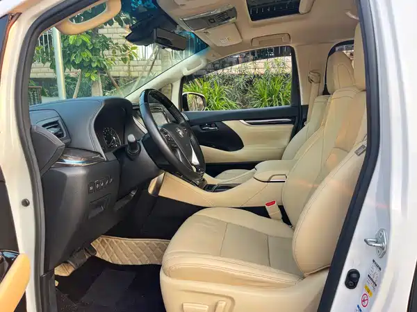 Toyota Alphard 2020