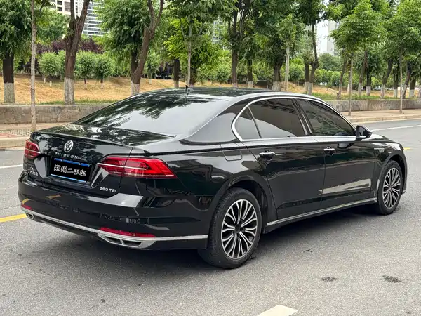 Volkswagen Phideon 2023