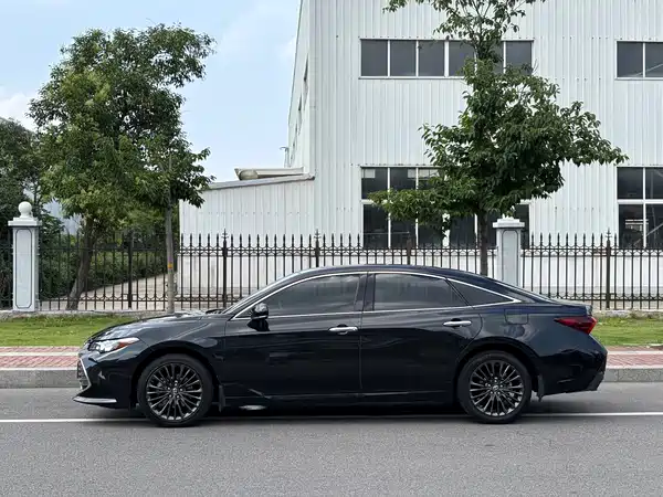 Toyota Avalon 2019