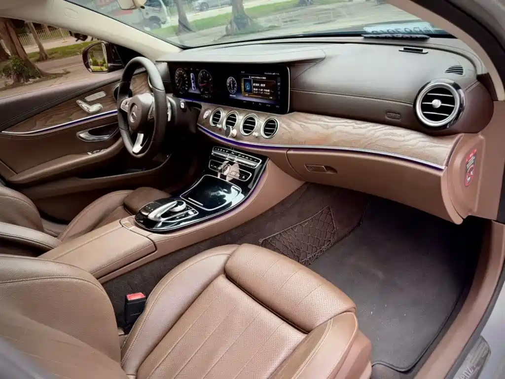 Mercedes-Benz E-Class 2016 — фото 8