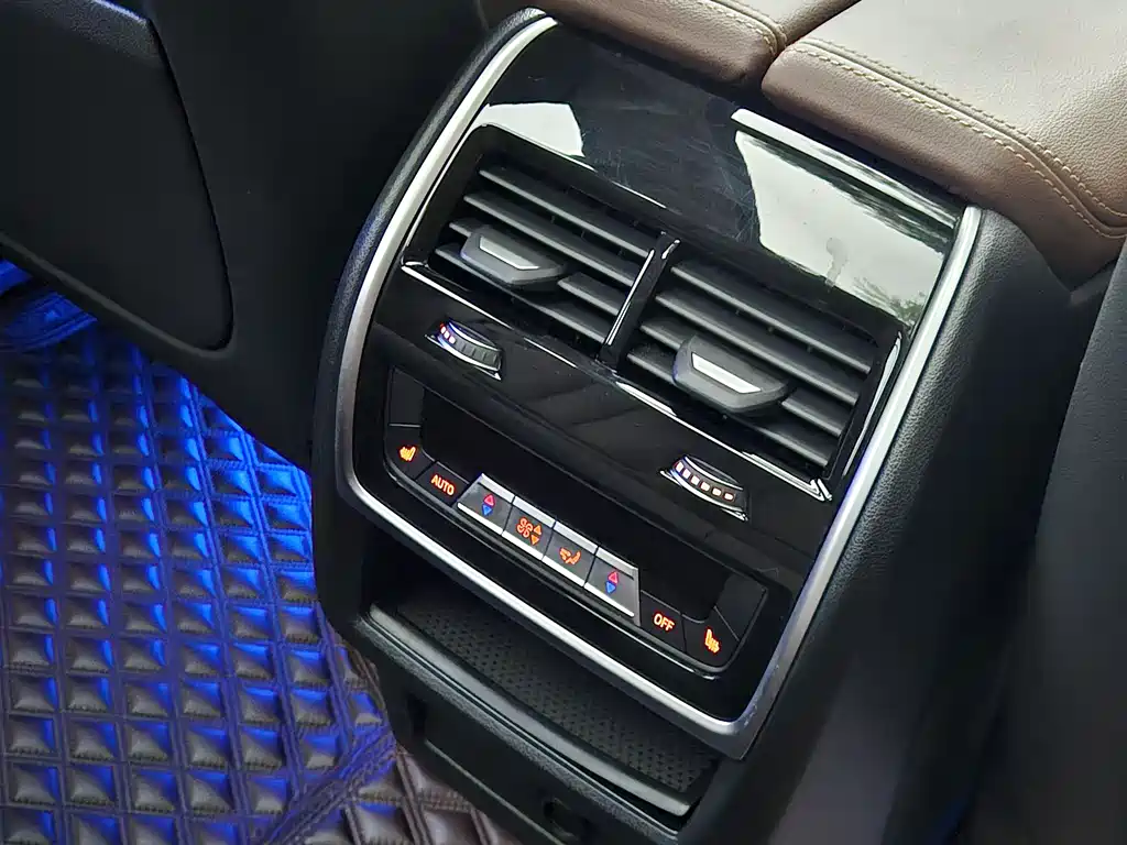 BMW X5 2019 — фото 19