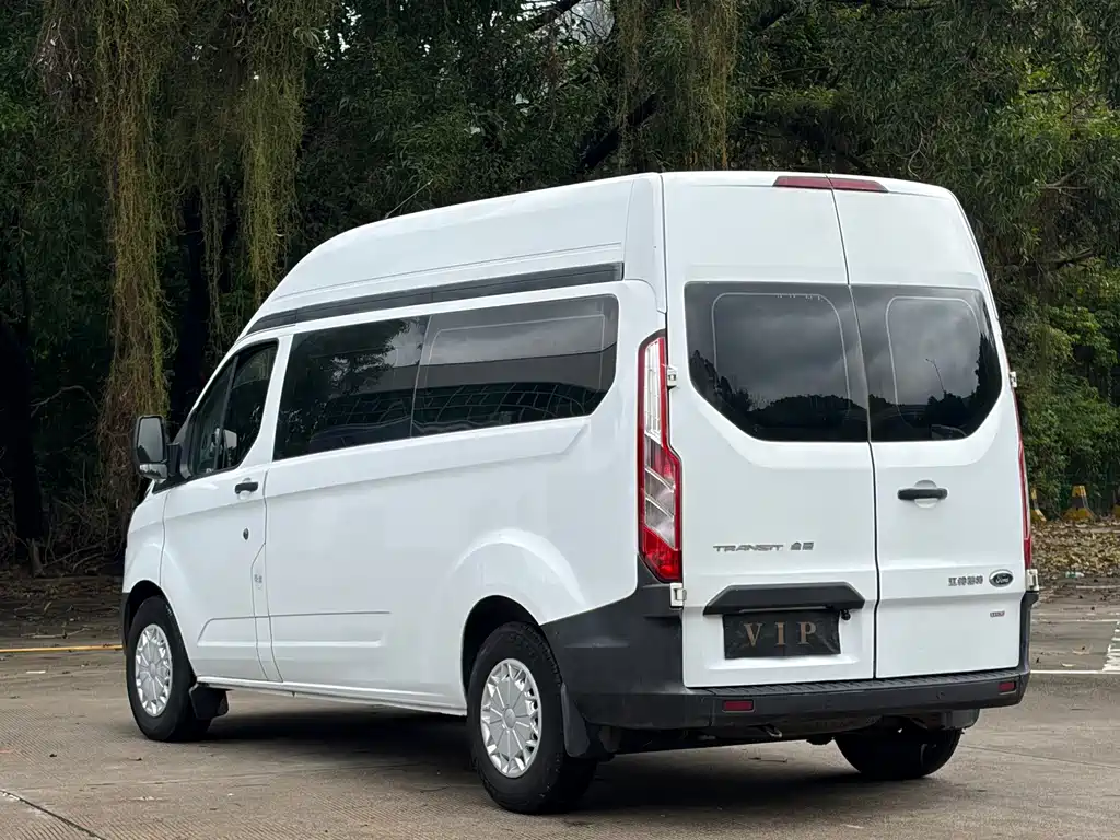 Ford Transit 2020 — фото 13