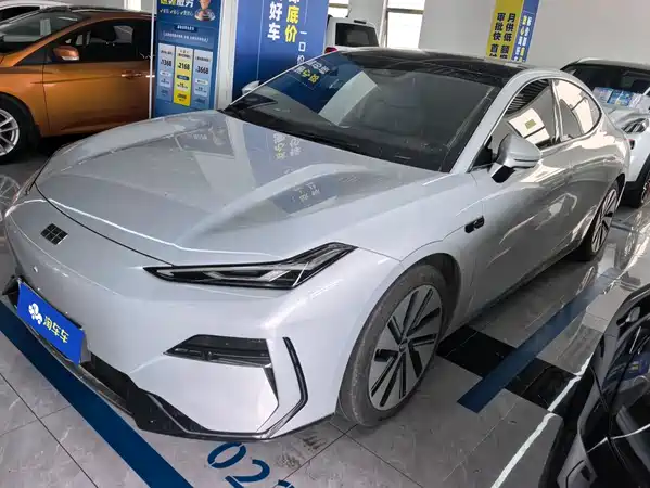 Geely Galaxy E8 2024