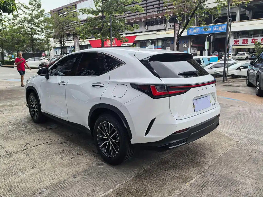 Lexus NX 2026 — фото 5