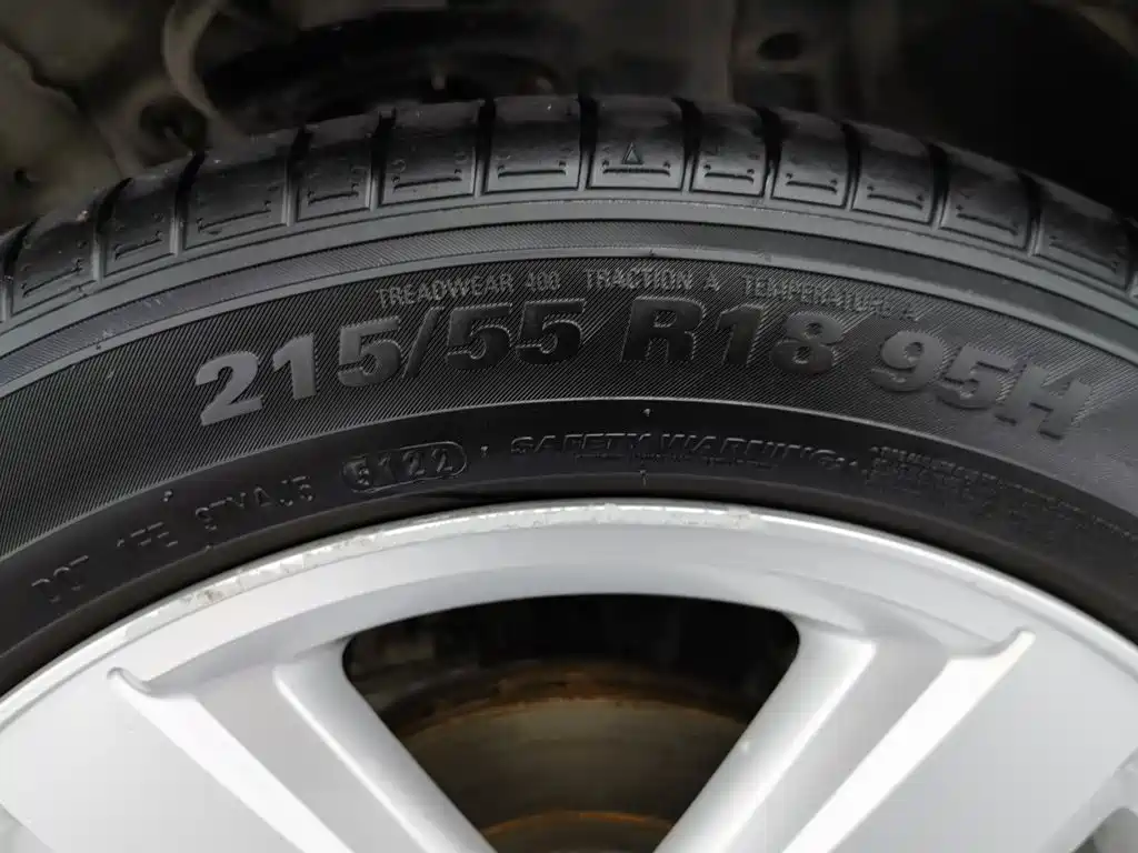 Jeep Compass 2012 — фото 24