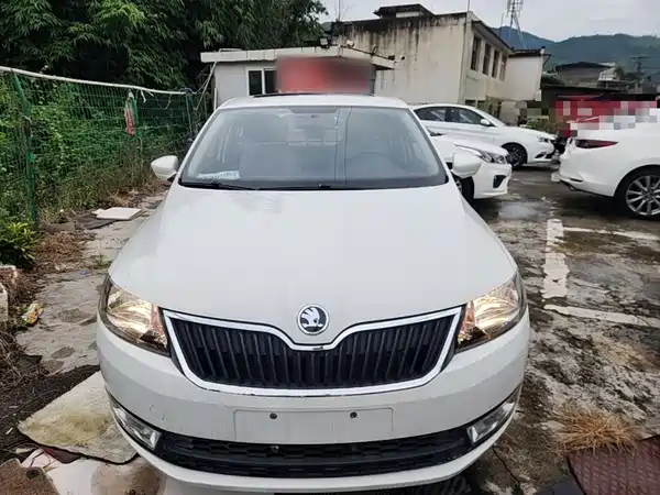 Skoda Rapid 2016