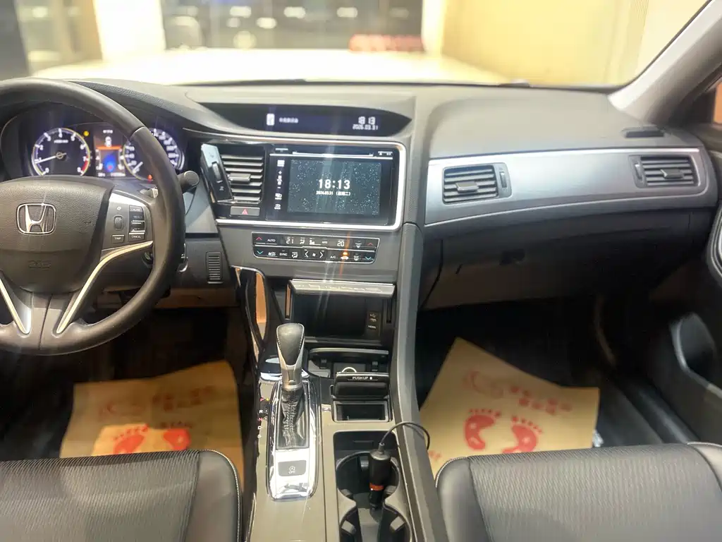 Honda Spirior 2018 — фото 11