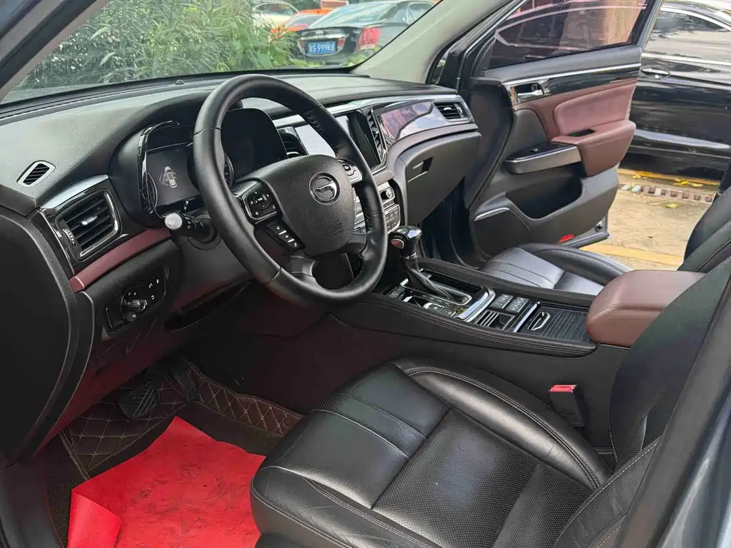 GAC Trumpchi GS8 2018 — фото 4