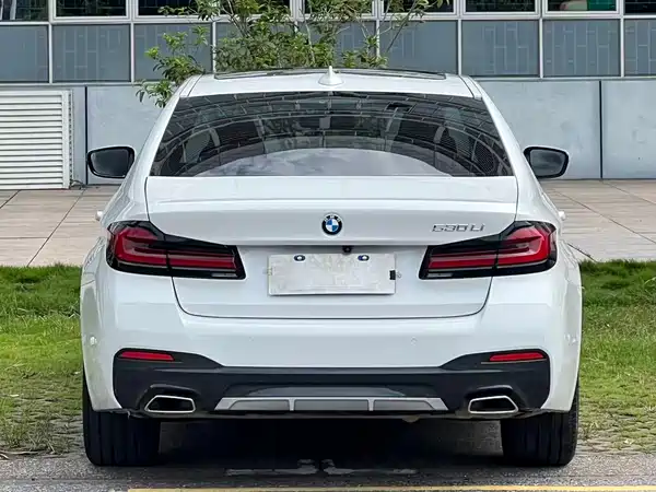 BMW 5 Series 2023