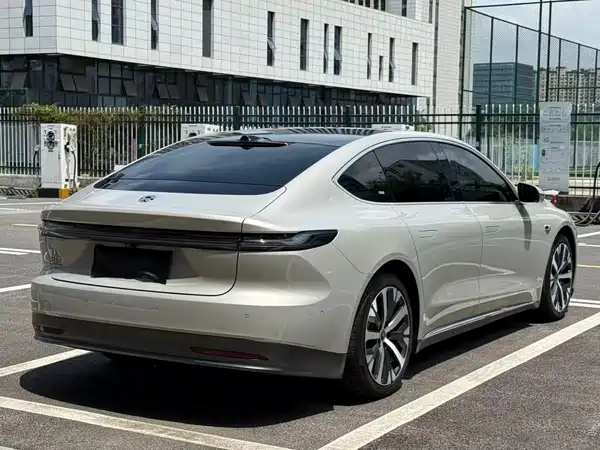 NIO ET7 2023