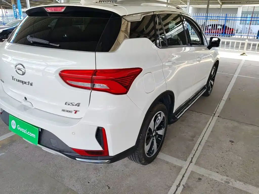 GAC Trumpchi GS4 2018 — фото 8