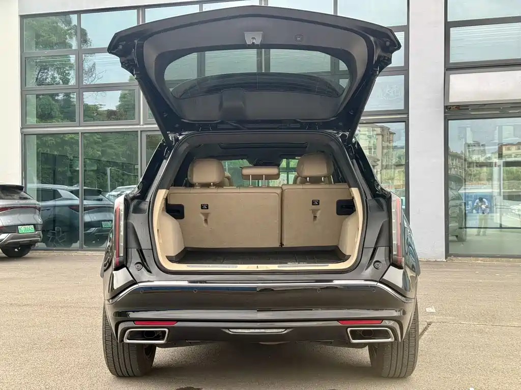Cadillac XT5 2024 — фото 12