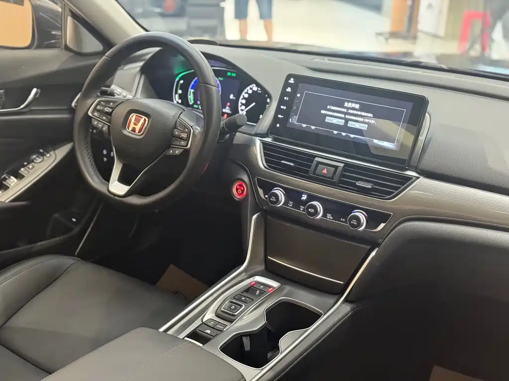 Honda Accord 2023 — фото 12