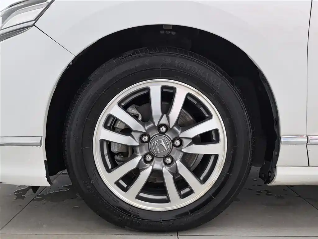 Honda Spirior 2016 — фото 17
