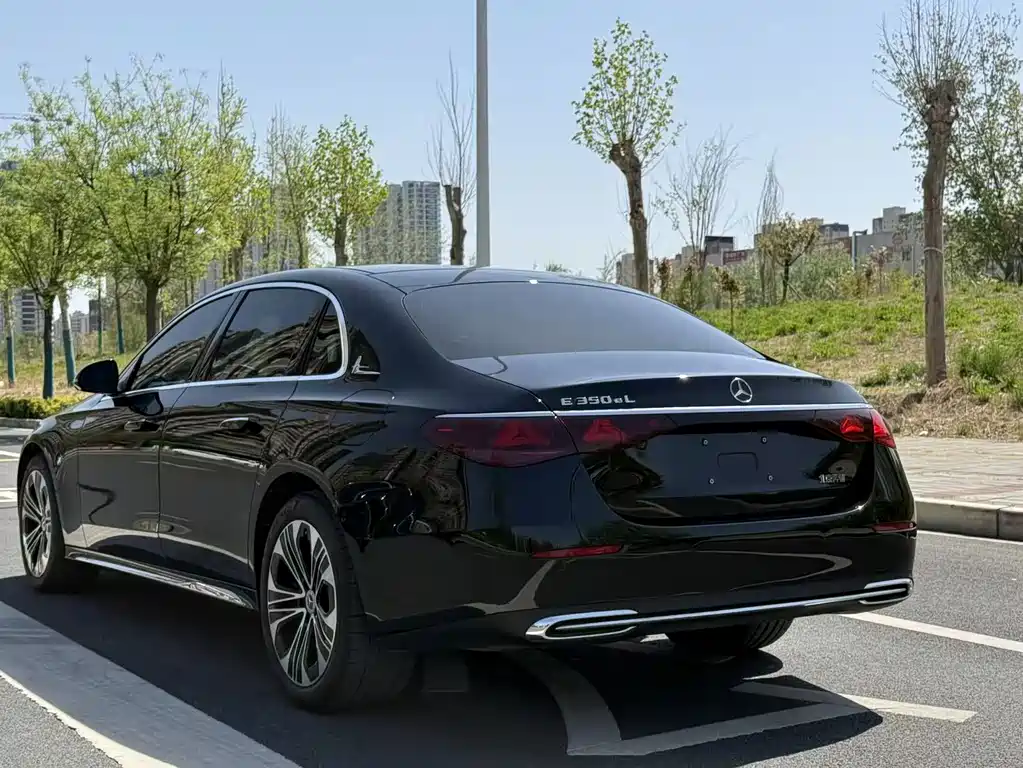 Mercedes-Benz E-Class New Energy 2025 — фото 15