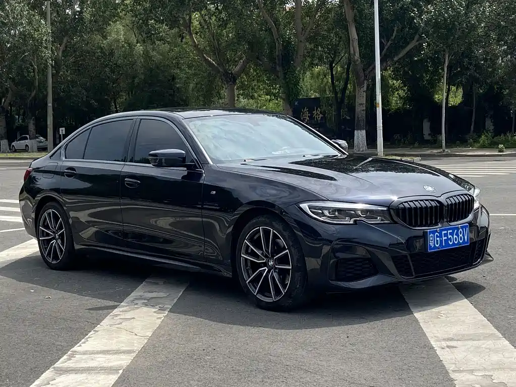 BMW 3 Series 2021