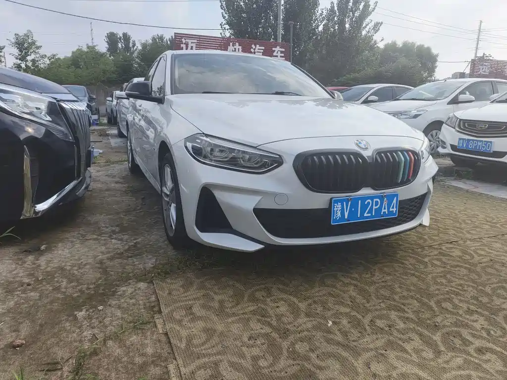 BMW 1 Series 2021