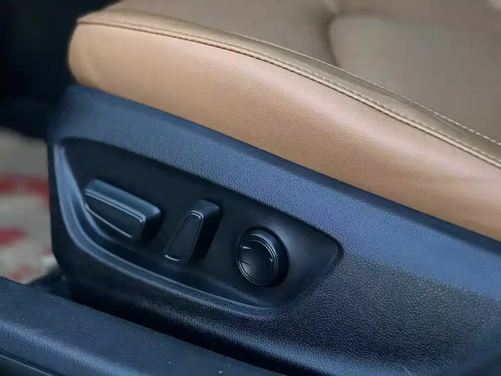 Toyota Avalon 2021 — фото 7