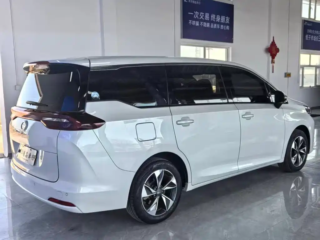 GAC Motor Trumpchi M6 2023 — фото 3
