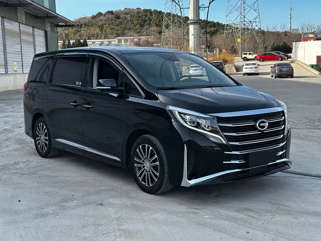 GAC Motor Trumpchi M8 2022 — фото 3