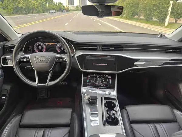 Audi A7 2024