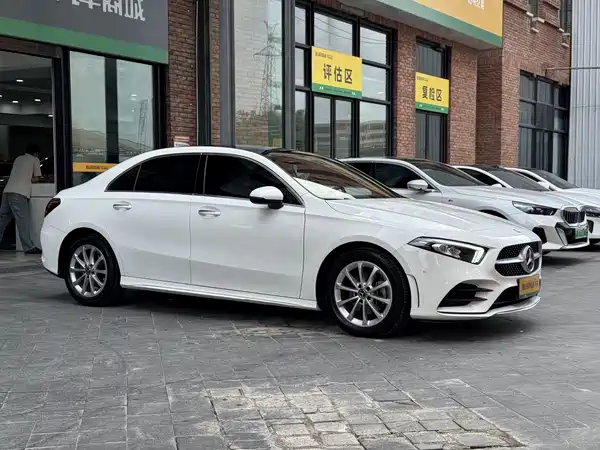 Mercedes-Benz A-Class 2022