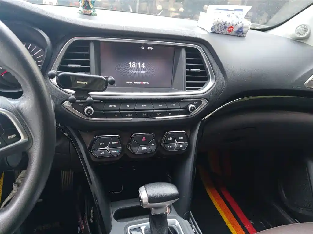 GAC Motor Trumpchi GS4 2015 — фото 14