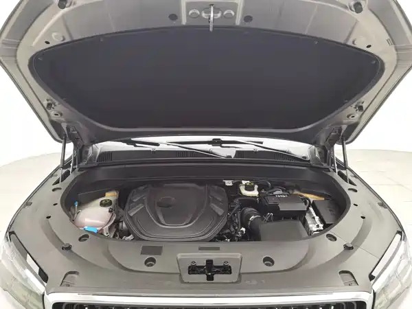 Geely Xingyue L 2025