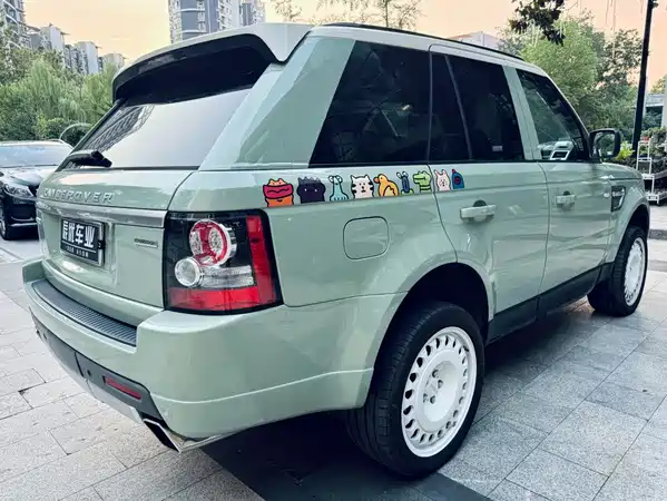 Land Rover Range Rover Sport 2013
