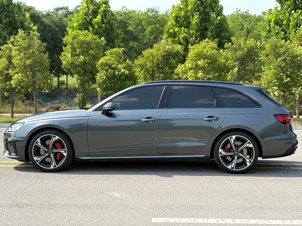Audi S4 2025