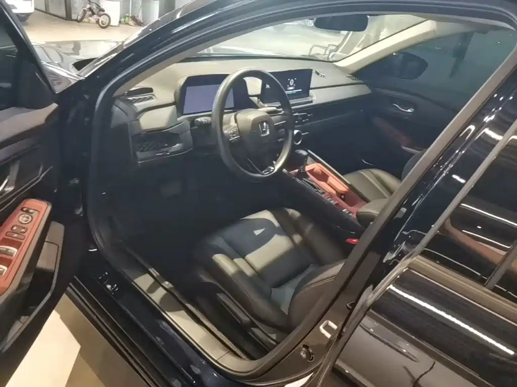 Honda Accord 2025 — фото 16