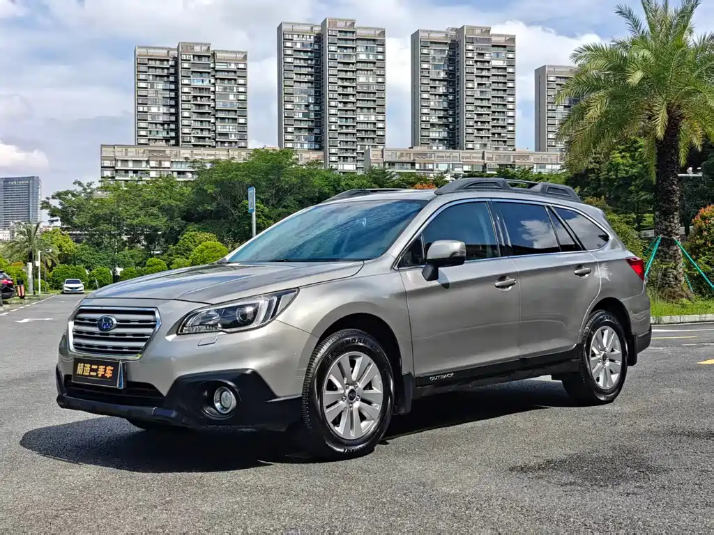 Subaru Outback 2016 — фото 1
