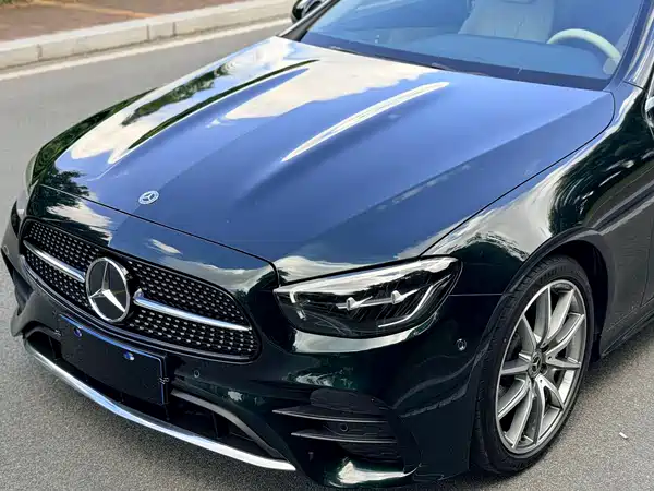 Mercedes-Benz E-Class 2022