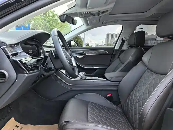 Audi A8 2024