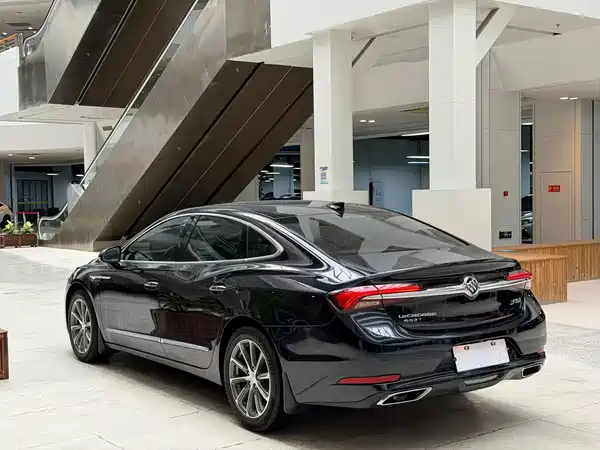 Buick LaCrosse 2022