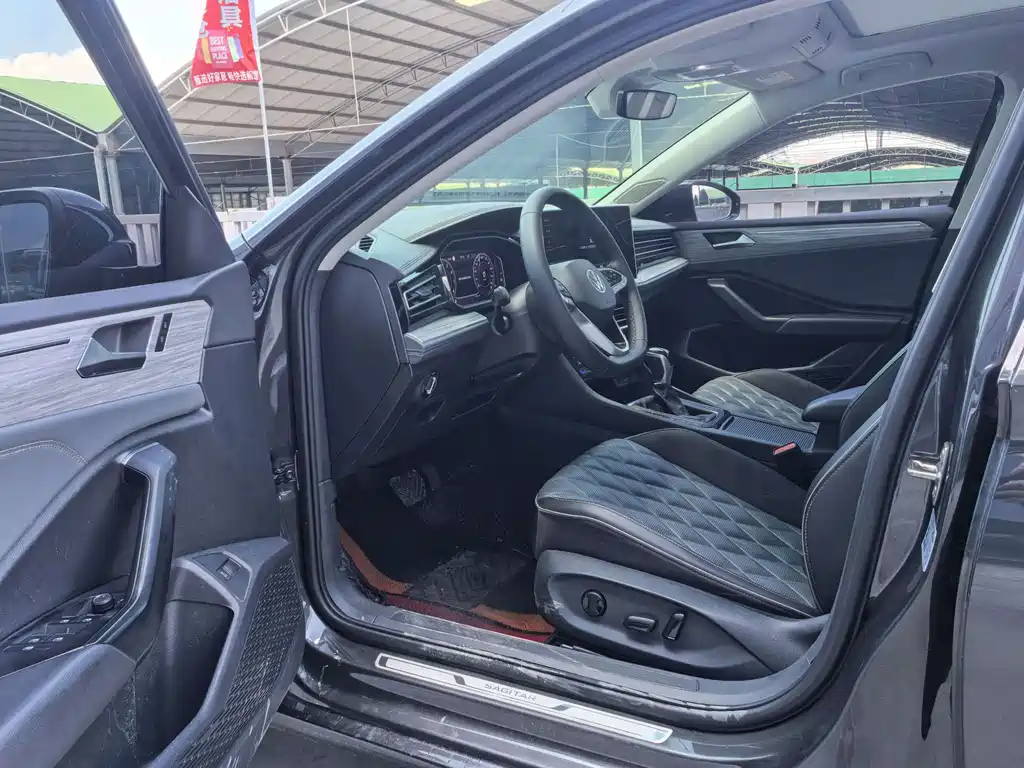 Volkswagen Sagitar 2023