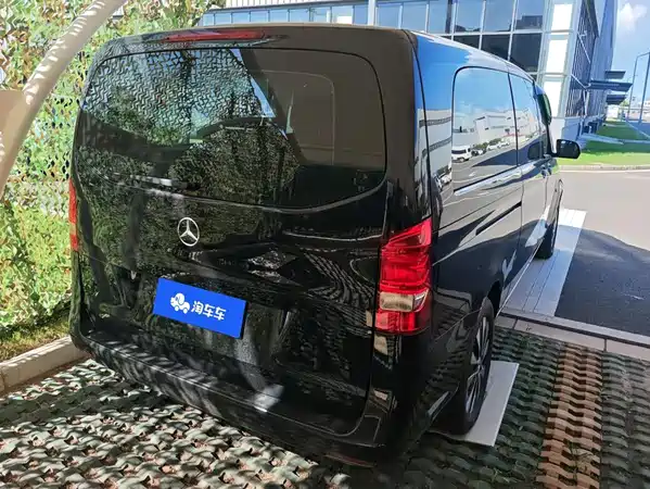 Mercedes-Benz Vito 2024