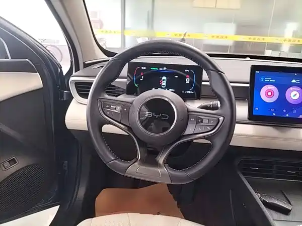 BYD Seal 05 DM-i 2025
