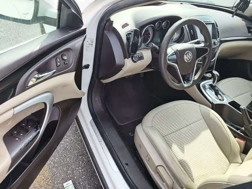 Buick Regal 2016 — фото 16