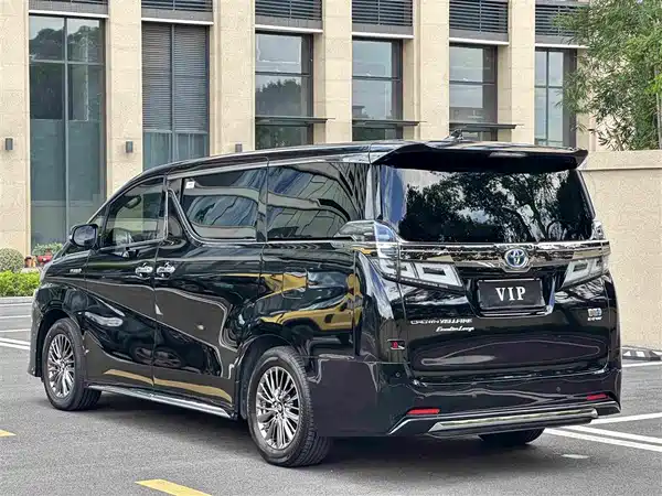 Toyota Vellfire 2022