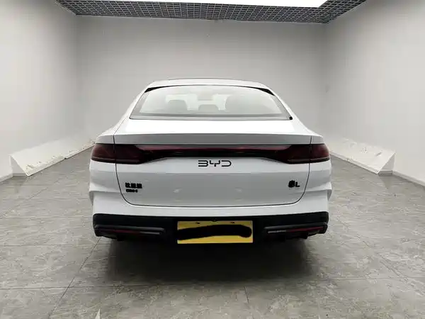BYD Qin L 2024