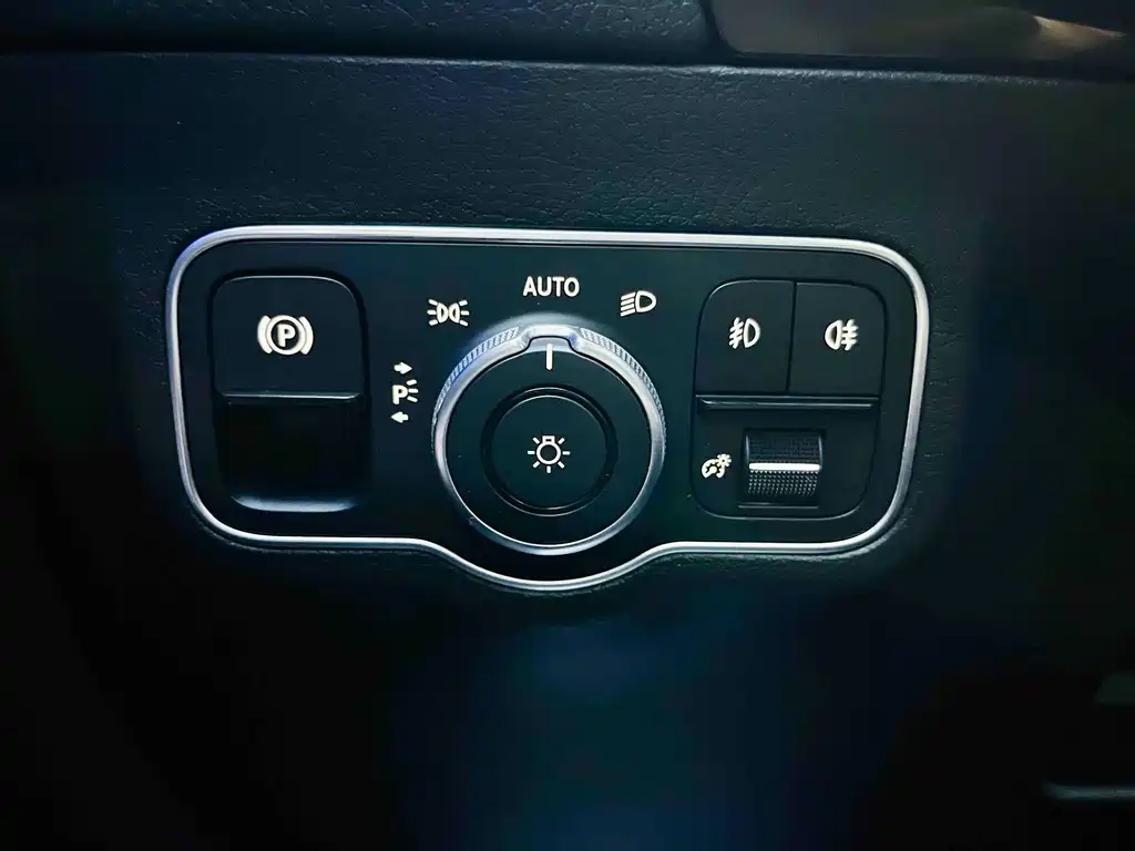 Mercedes-Benz GLA 2021 — фото 19