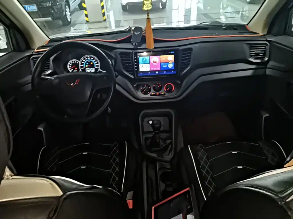 Wuling Hongguang V 2022 — фото 10