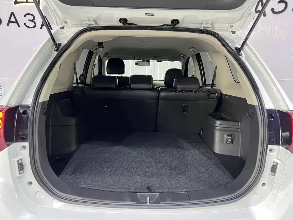 Mitsubishi Outlander 2022 — фото 16