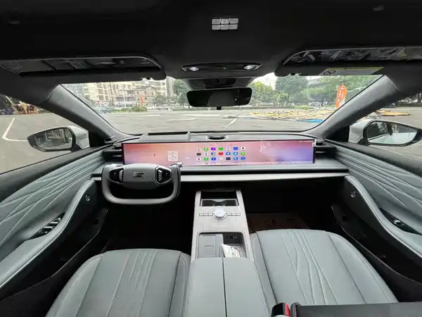 Geely Galaxy E8 2024