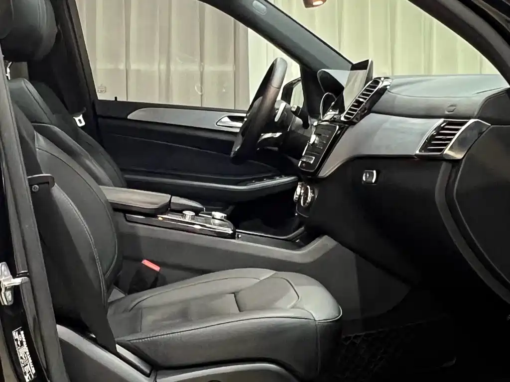 Mercedes-Benz GLE AMG 2018 — фото 20