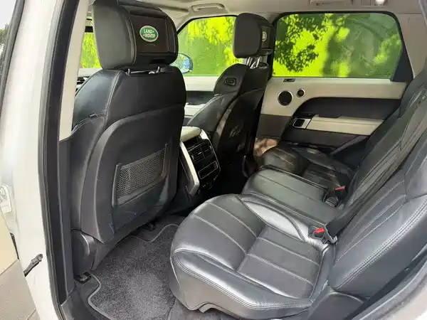Land Rover Range Rover Sport 2013