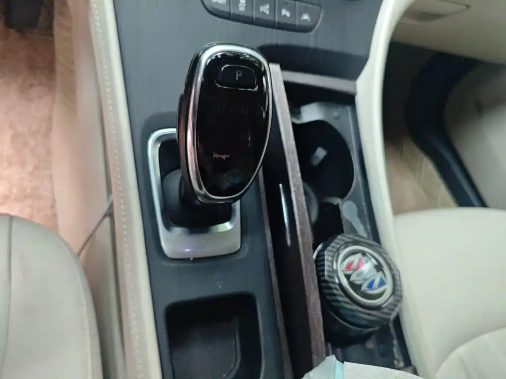 Buick LaCrosse 2022 — фото 15