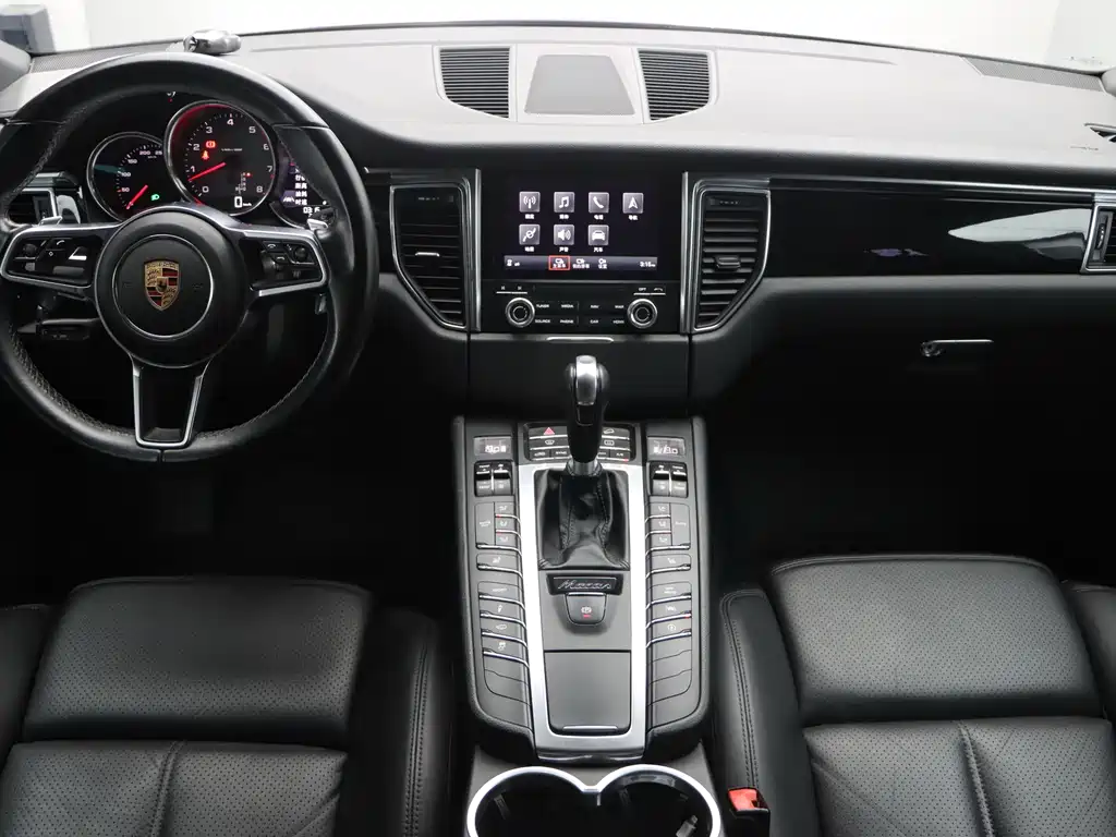 Porsche Macan 2016 — фото 13